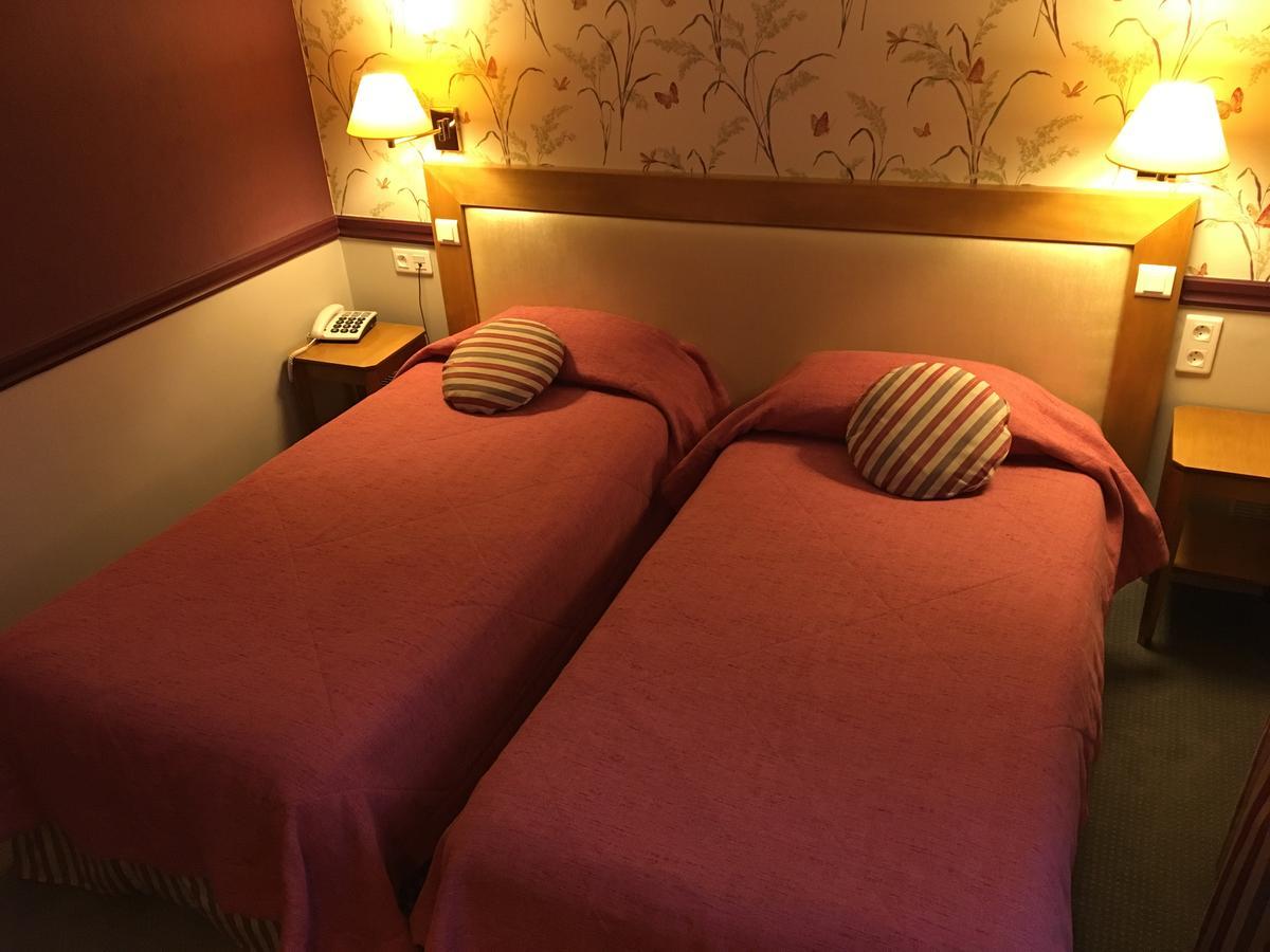 Hotel D'Albion Париж Екстериор снимка